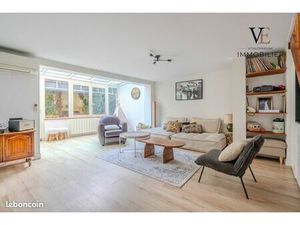 Échoppe 6 pièces - 124 m² - avec terrasse