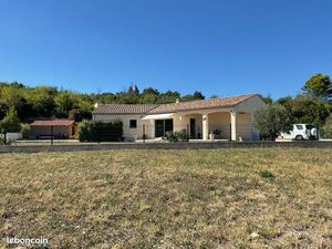 Description T4 à Montfuron