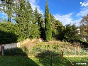 Terrain 539 m² ST UZE