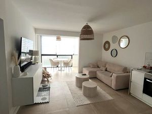 Appartement grand T2 - BIS