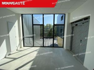 Bureaux 278 m²