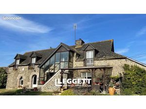 Maison 7 pièces 217 m²