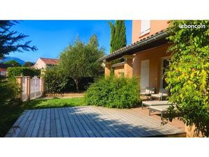 Villa 125m² quartier Le Thor - lotissement calme - grandes surfaces - grande hauteur sous 