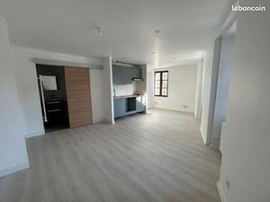 Studio rénové 30M2 centre ville