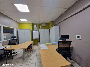 Bureaux 15 m² Baie-Mahault