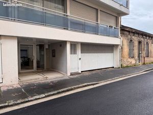 Place de parking 2 roues quartier Ornano