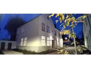 plusieurs maisons neuves de luxe à louer ou à vendre