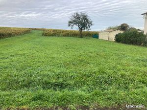 Terrain 1 075 m² Saint Sauveur De Puynormand