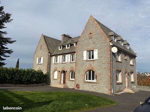 Élégant immeuble de caractère – 11 appartements fraîchement rénovés et Terrain constructib