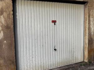 Garage à vendre