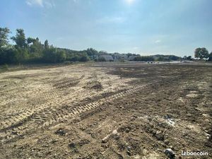Terrain 365 m² Puygiron