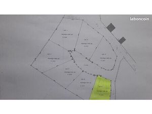 Terrain constructible de 1388m2