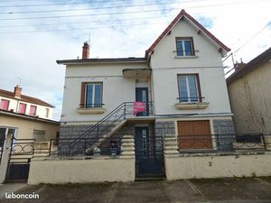 Immeuble 12 pièces 280 m²