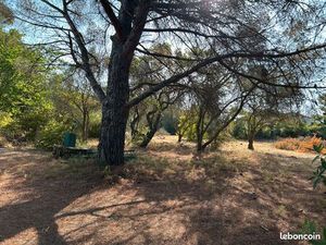 Terrain de 362 m² à BIZANET