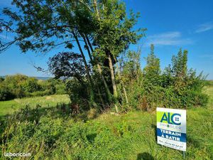 Terrain 1831 m² Donchery