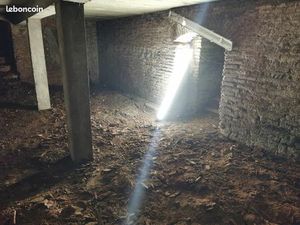 Garage 46m² + cave + cellier St Cyprien