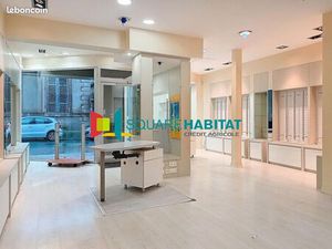 Local commercial 90 m²