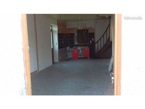 Maison avec grand jardin