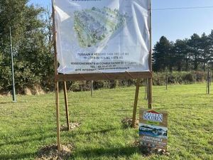 Terrain 489 m² Soulaire Et Bourg