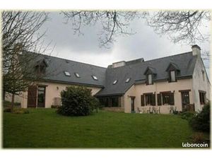 Maison à usage de commerce