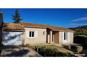 Maison plain-pied 76m²  2 chambres  garage et terrain à Brue-Auriac