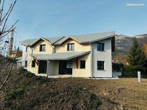 Maison neuve Gap Charance