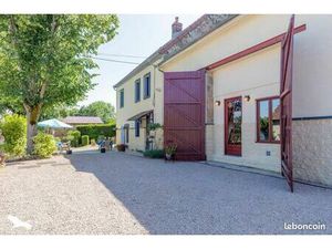 Longère 8 pièces 223 m²