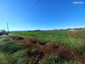 Terrain constructible en zone industrielle