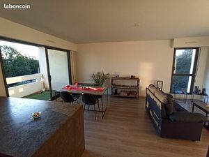 Appartement T2 de 52 m2 lumineux et rénové (Venoix)