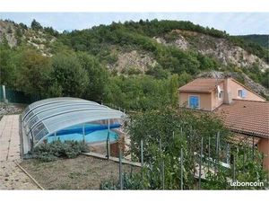 Maison 6 pièces 146m²