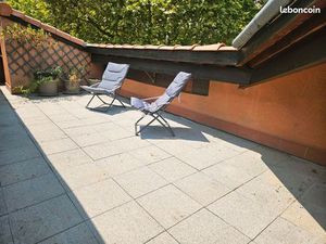 Appartement lumineux avec grande terrasse