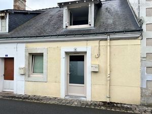Maison de bourg 65m2 avec cour et garage. RENTABILITÉ IMMÉDIATE