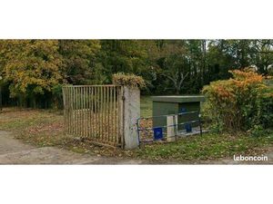 Place de parking Forges les Bains