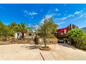 Propriété 2 pièces 100 m²