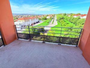 Appartement T3 avec vue et terrasse