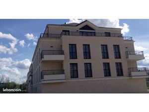 GRAND APPARTEMENT TYPE 2 + terrasse+ 2 places de parking