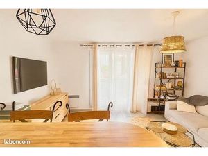 T3 lumineux avec balcon  garage  écoles et commerces accessibles à pied