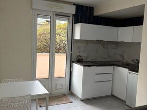 Très beau T2 sans travaux proche de la Gare