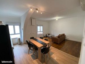 Duplex rénové quartier Hôtel dieu