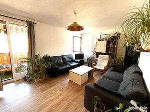 Appartement T3 à Fontaine