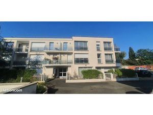 Studio F1 lumineux à Savigny sur Orge