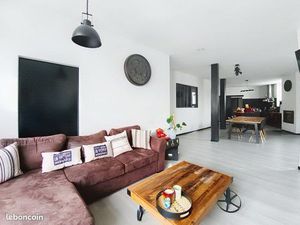 Loft 145m2 avec grand garage