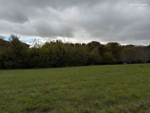 Terrain 1 648 m² Saint Exupery