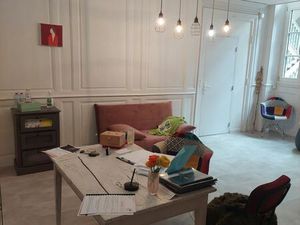 Cherche collaborateur ou collaboratrice pour partage bureau bien placé Besançon