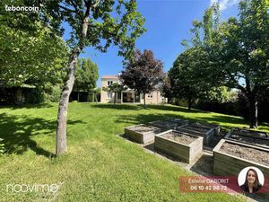 Maison 8 pièces 150 m²