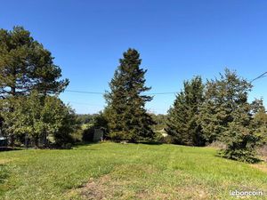 Terrain constructible 1 011m²