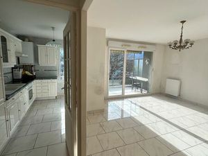 Joli T3 de 64 m2 avec terrasse