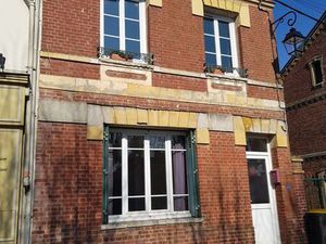 Maison de ville Ecouis