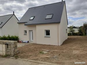 Maison 90 m² Lampaul Guimiliau