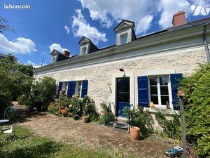 Maison 13 pièces 303 m²